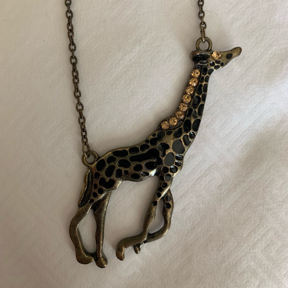 🦒Giraffe Necklace with adjustable chain.